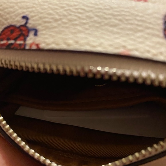 ๐๐MINI BOXY COSMETIC CASE WITH LADYBUG PRINT๐๐ - Picture 3 of 4